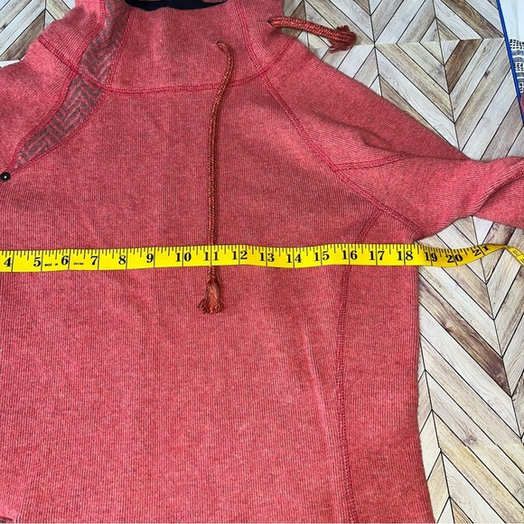 PRANA LUCIA SWEATER Wool Blend Pullover Red Medium Outdoor Hiking Casual Active - Picture 9 of 13